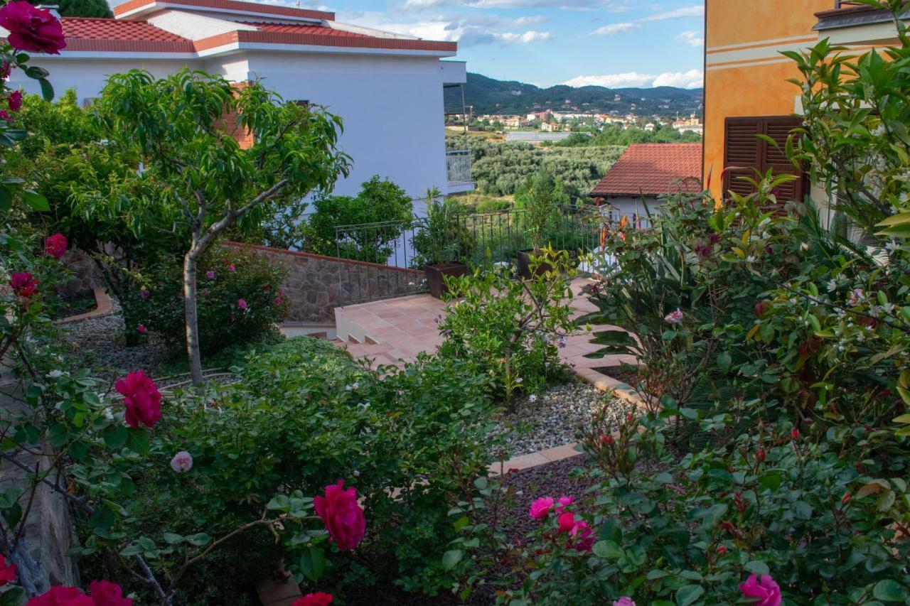 Villa Pineland Borghetto Santo Spirito Ngoại thất bức ảnh