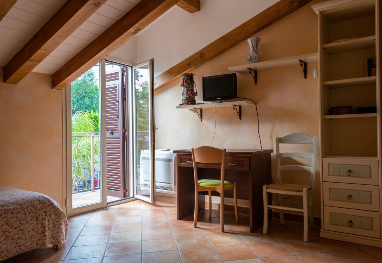 Villa Pineland Borghetto Santo Spirito Ngoại thất bức ảnh